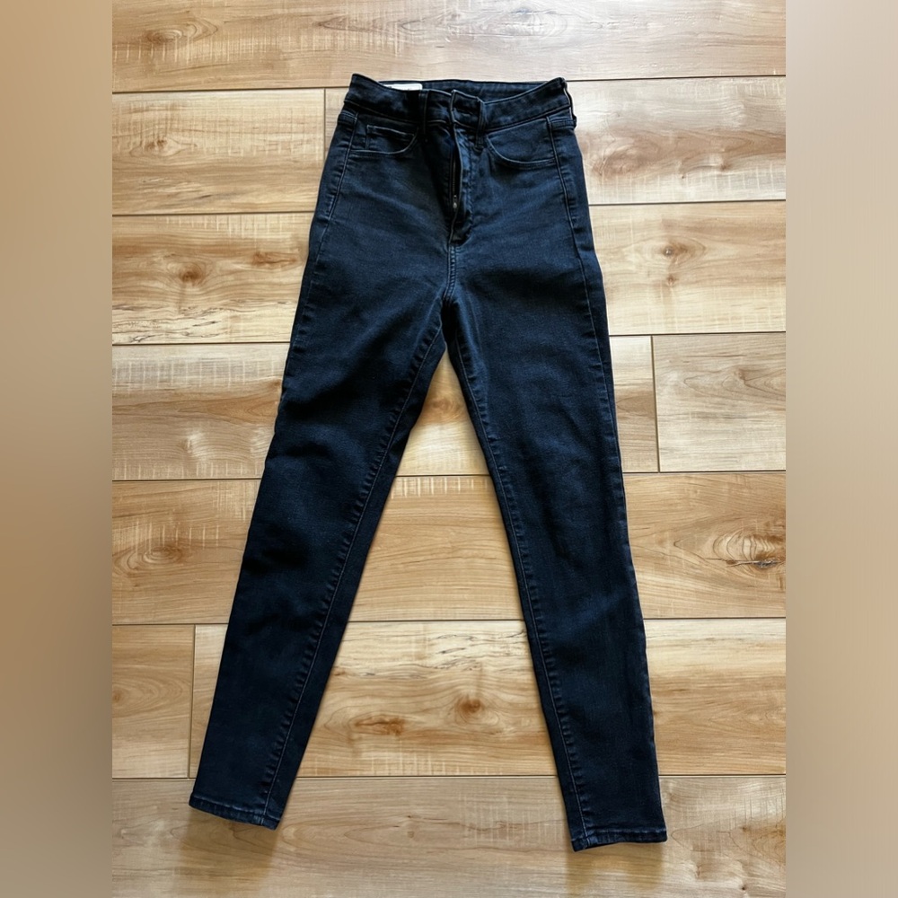 Gap black skinny jeans